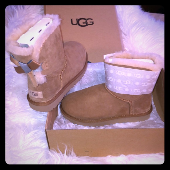 UGG Shoes - BRAND NEW Ugg 🎀 boots